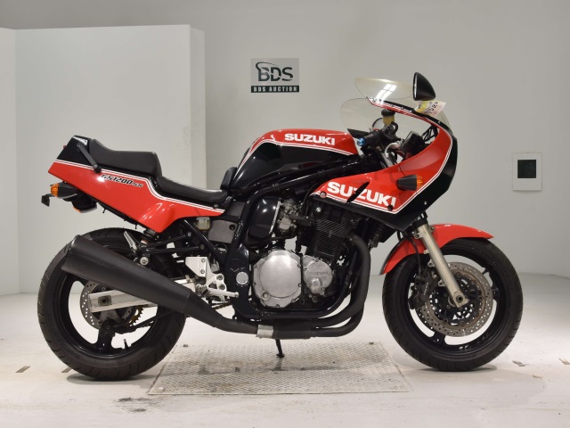 Suzuki GS1200SS 2001