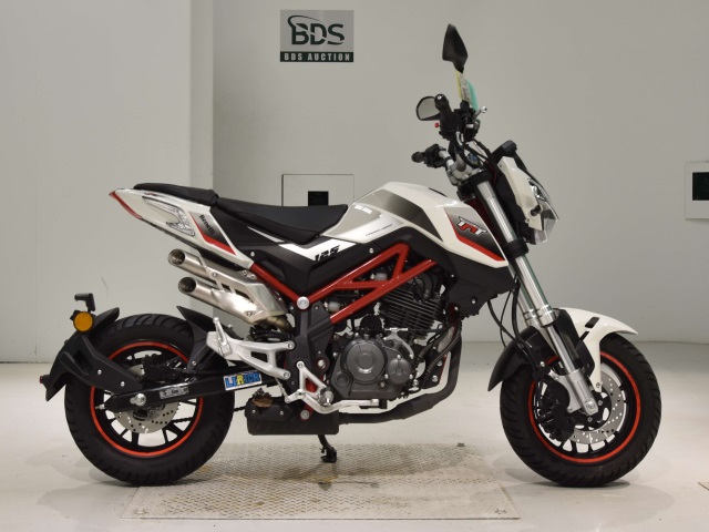 Benelli TNT125 2021