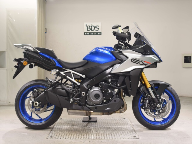 Suzuki gsx-s1000 gx 2025