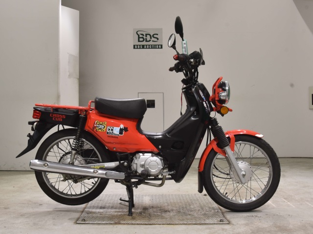 Honda CC110 CROSSCUB 2016