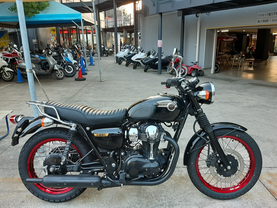 Kawasaki W800 2012