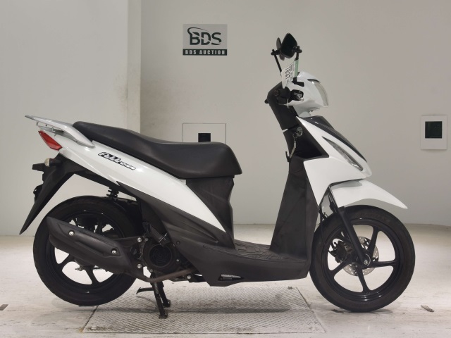 Suzuki ADDRESS V110