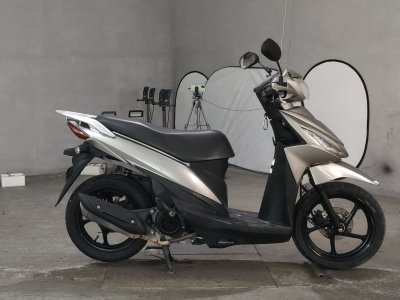 Suzuki ADDRESS V110