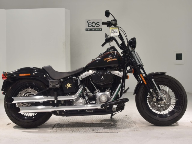 HD CROSS BONES FLSTSB1580 2008