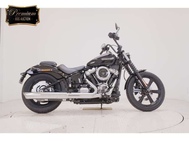 HD STREETBOB FXBB1750 2025