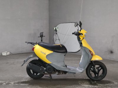 Suzuki LETS4
