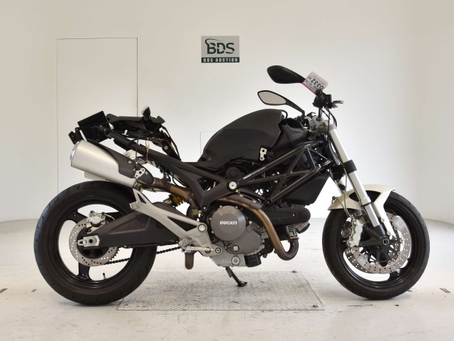 Ducati MONSTER 696 2010