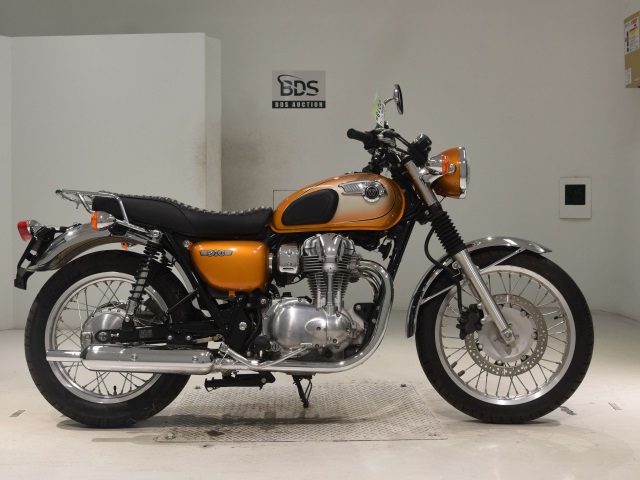 Kawasaki W800 2012