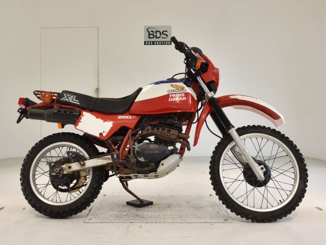 Honda XL250R PARIS-DAKAR 1982