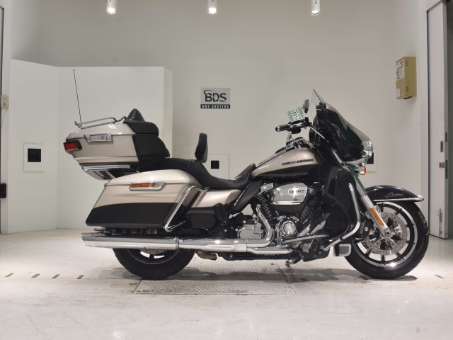 HD ELECTRA GLIDE FLHTK1750 2018