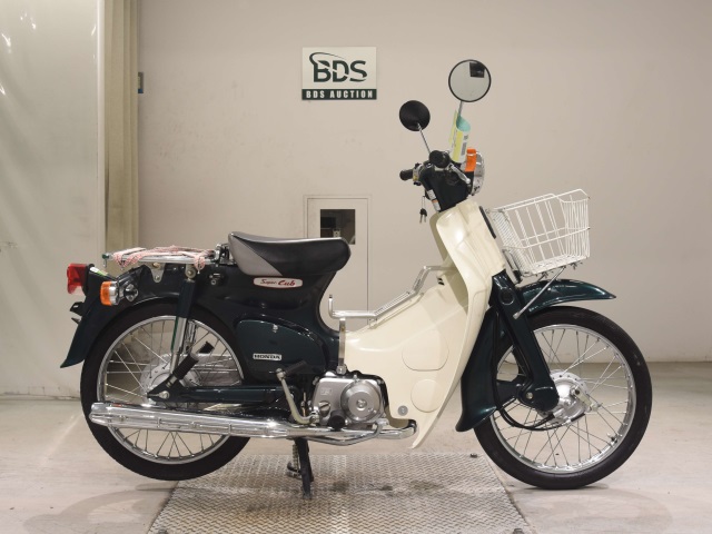 Honda C50 2005