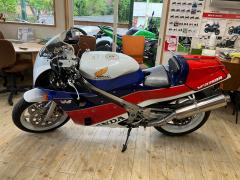 Honda VFR750R 1988