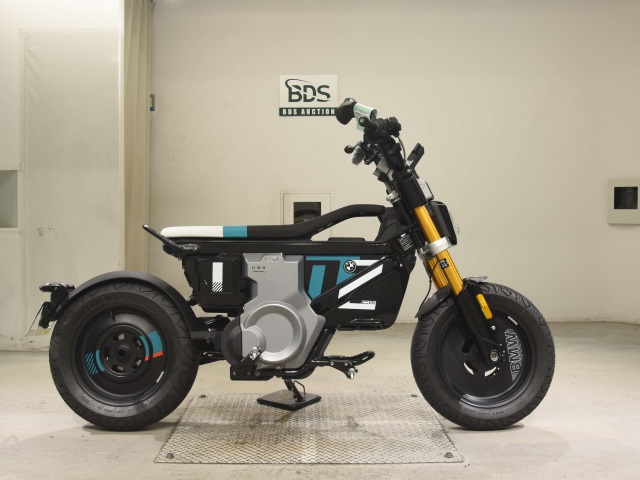BMW ce02 2024