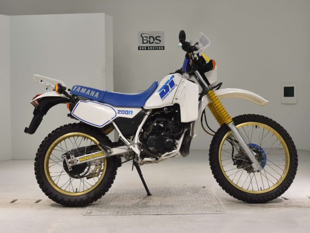 Yamaha DT200R
