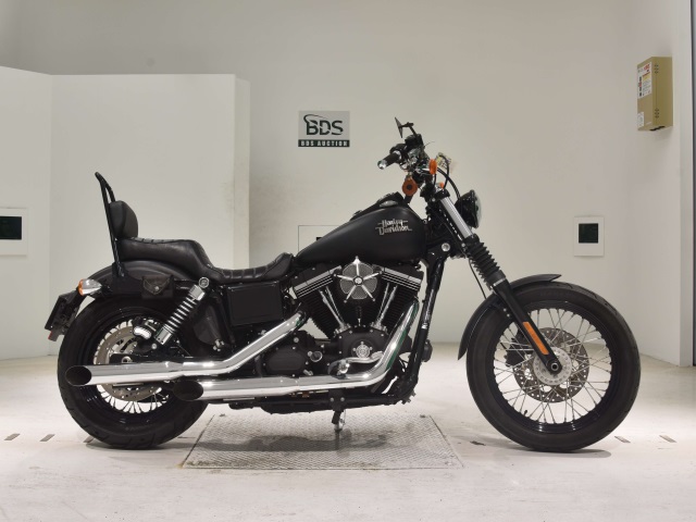 HD STREETBOB FXDB1580 2013