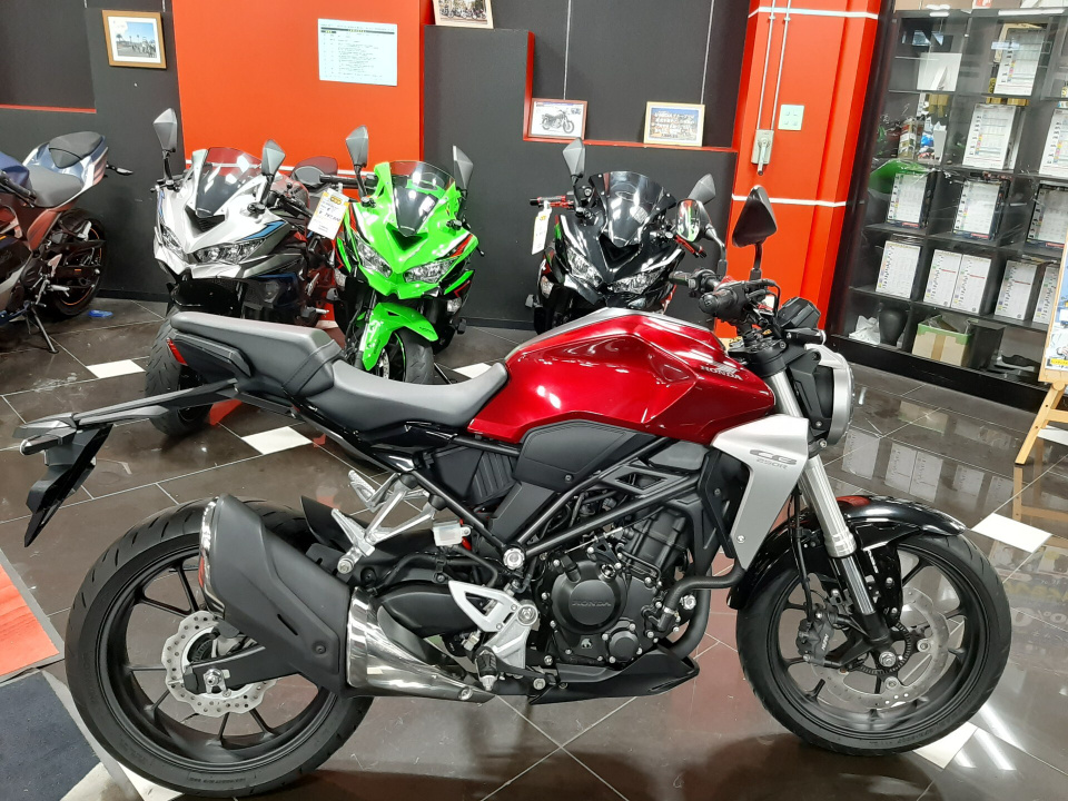 Honda CB250R 2018
