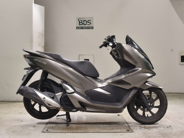 Honda PCX125-3 2018