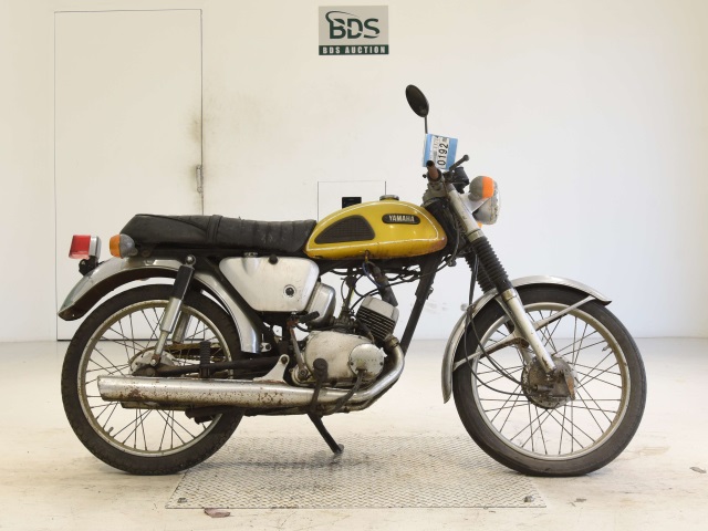 Yamaha HS-1