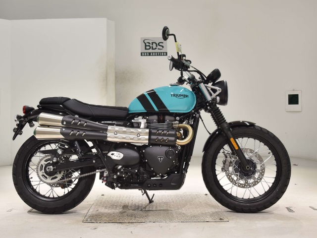 Triumph SCRAMBLER 900 2025