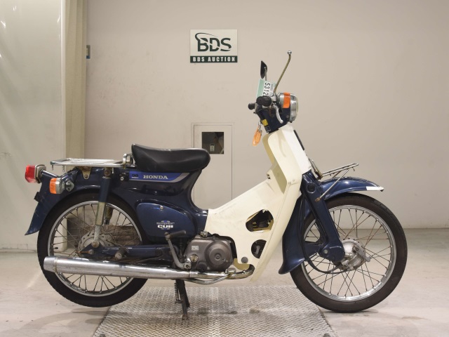 Honda C90 1993