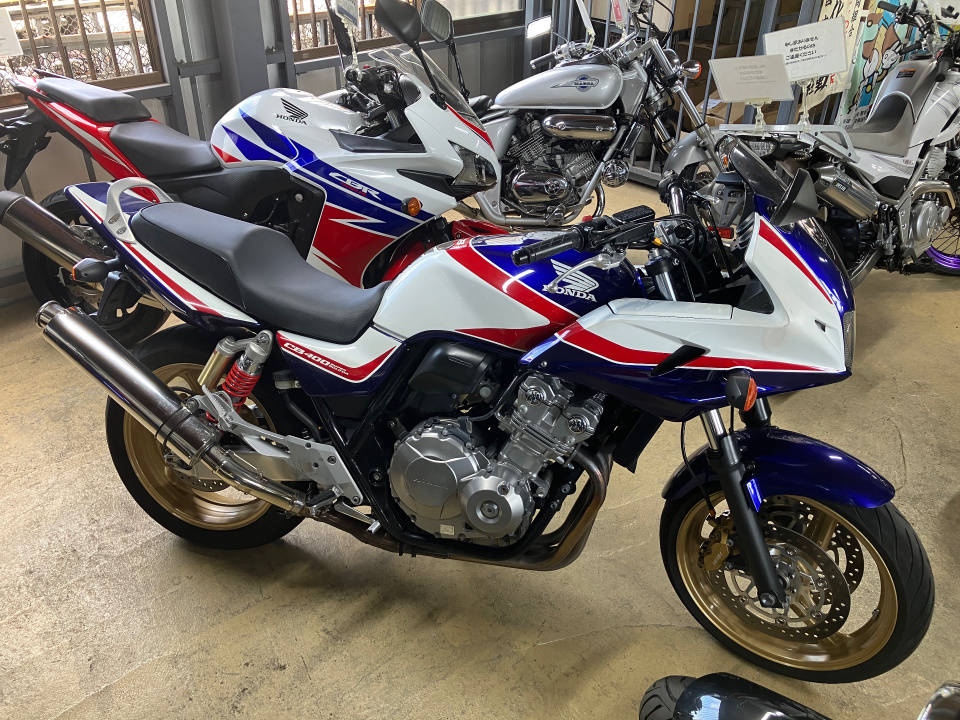 Honda CB400 Sﾎﾞﾙﾄﾞｰﾙ 2009