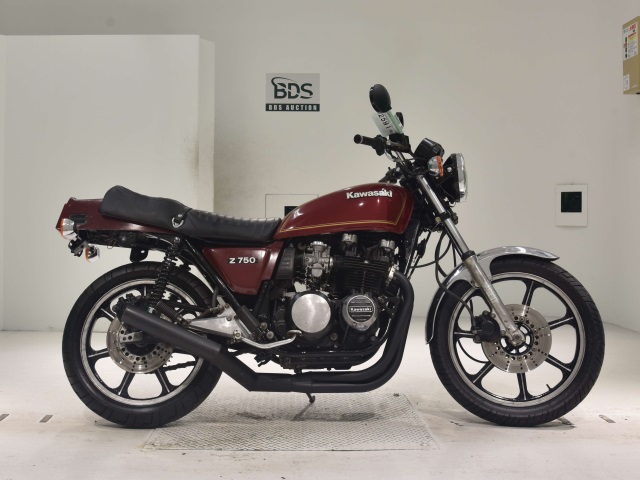 Kawasaki KZ750 2024