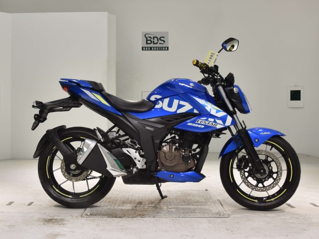 Suzuki GIXXER250