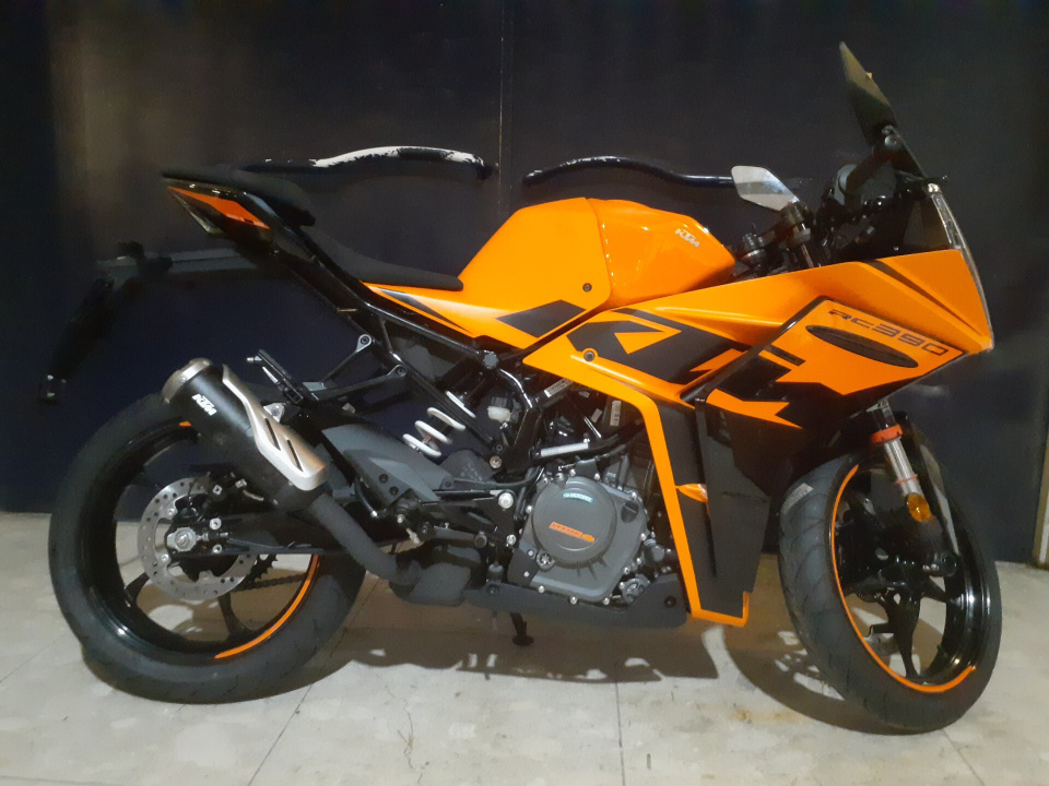 KTM RC 390 2022