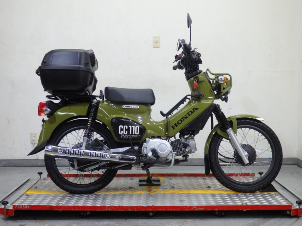 Honda CC110 CROSSCUB 2018