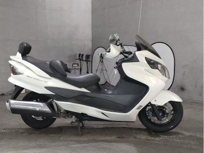 Suzuki SKYWAVE 250S