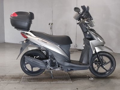 Suzuki ADDRESS V110