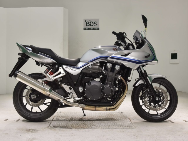 Honda CB1300SF BOLDOR 2024