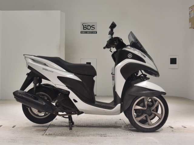 Yamaha TRICITY MW125 2001