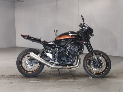 Kawasaki Z900RS CAFE 2021