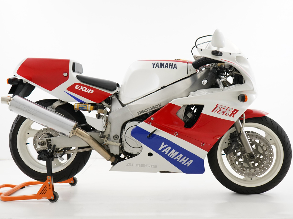 Yamaha FZR750 1989