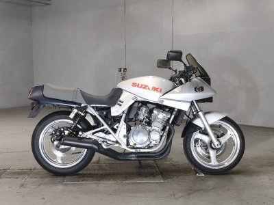 Suzuki GSX250S KATANA