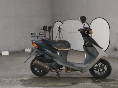 Suzuki LETS2