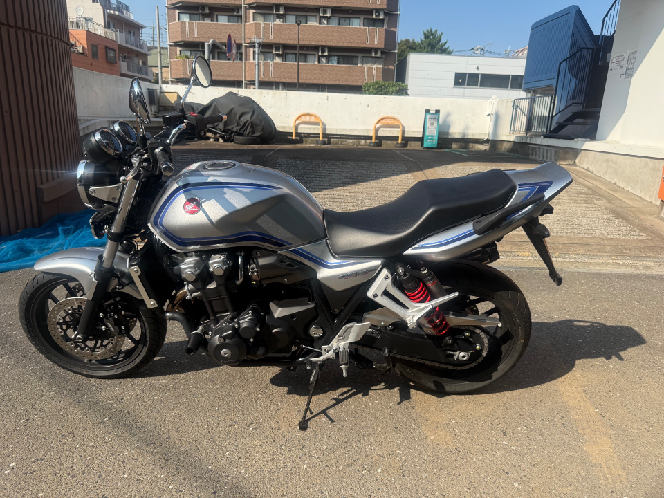 Honda CB1300SFA 2024