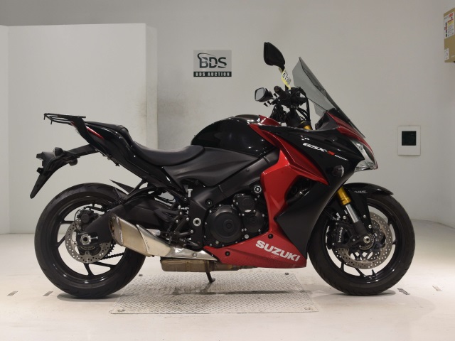 Suzuki GSX-S1000F 2017
