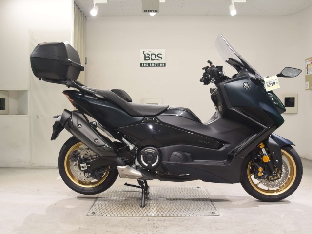 Yamaha T-MAX560 2023