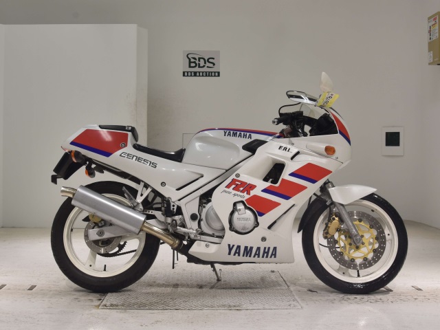 Yamaha FZR250 1988