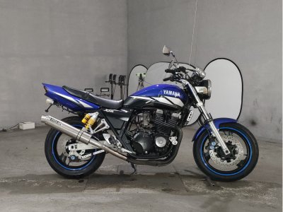 Yamaha XJR400 2003