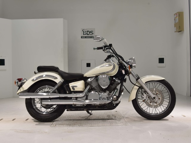 Yamaha DRAGSTAR XVS250 2004