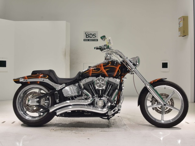 HD ROCKER C FXCWC1580 2010