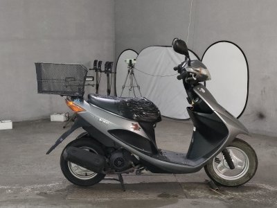 Suzuki ADDRESS V50