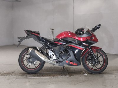 Suzuki GSX250R