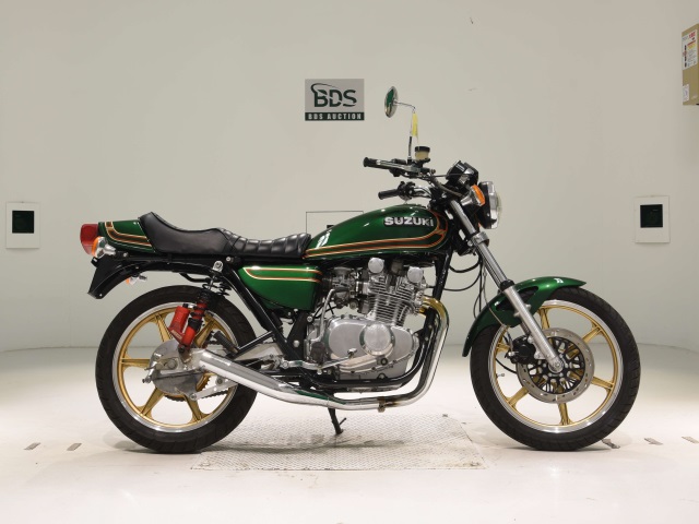 Suzuki GS400 2021