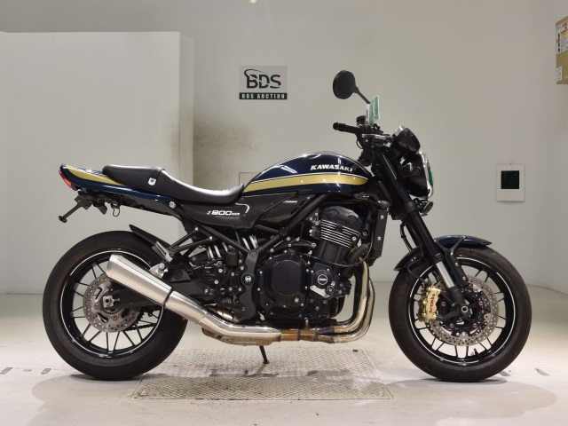 Kawasaki Z900RS 2018