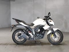 Suzuki GIXXER150 2015