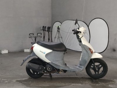 Suzuki LETS4